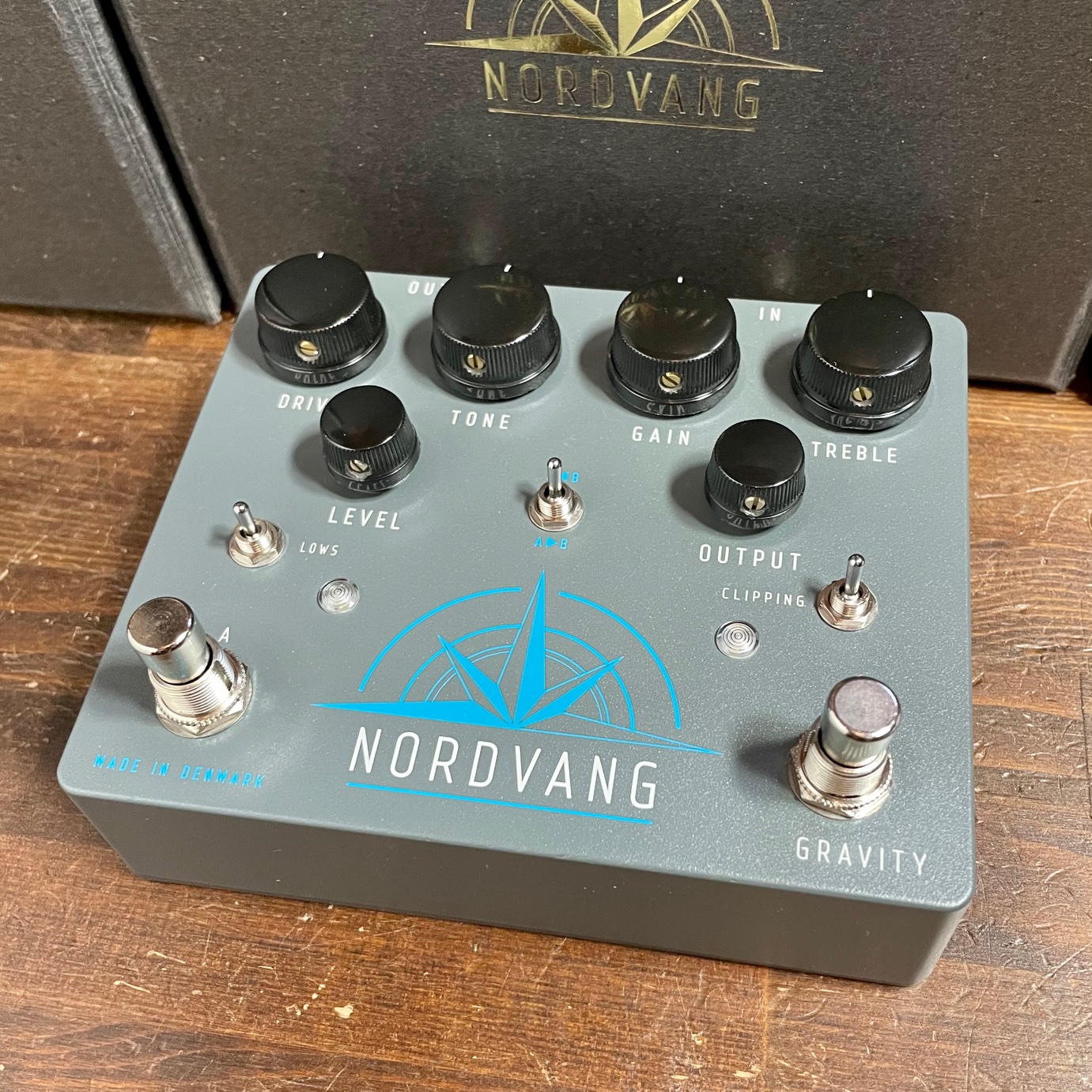 ギター NORDVANG CUSTOM GRAVITY Gravity Deluxe – Nordvang Custom