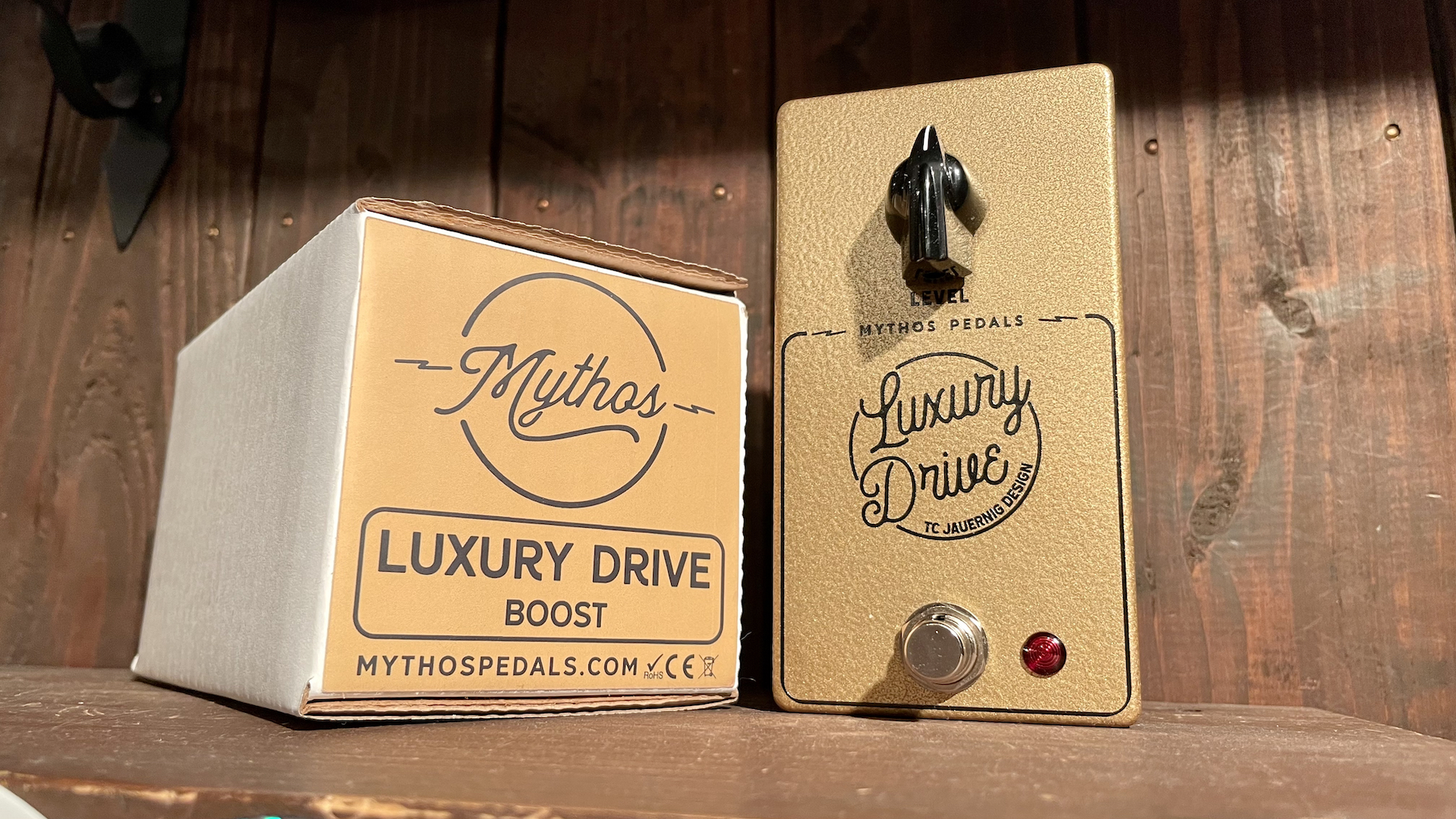 Mythos Pedals Luxury Drive | TONE BLUE