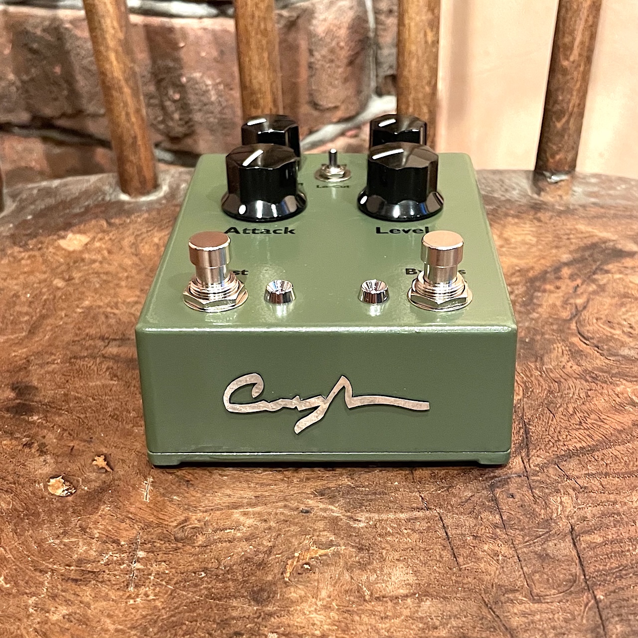Cunningham Amps Dual Range Fuzz – RCA Germanium | TONE BLUE
